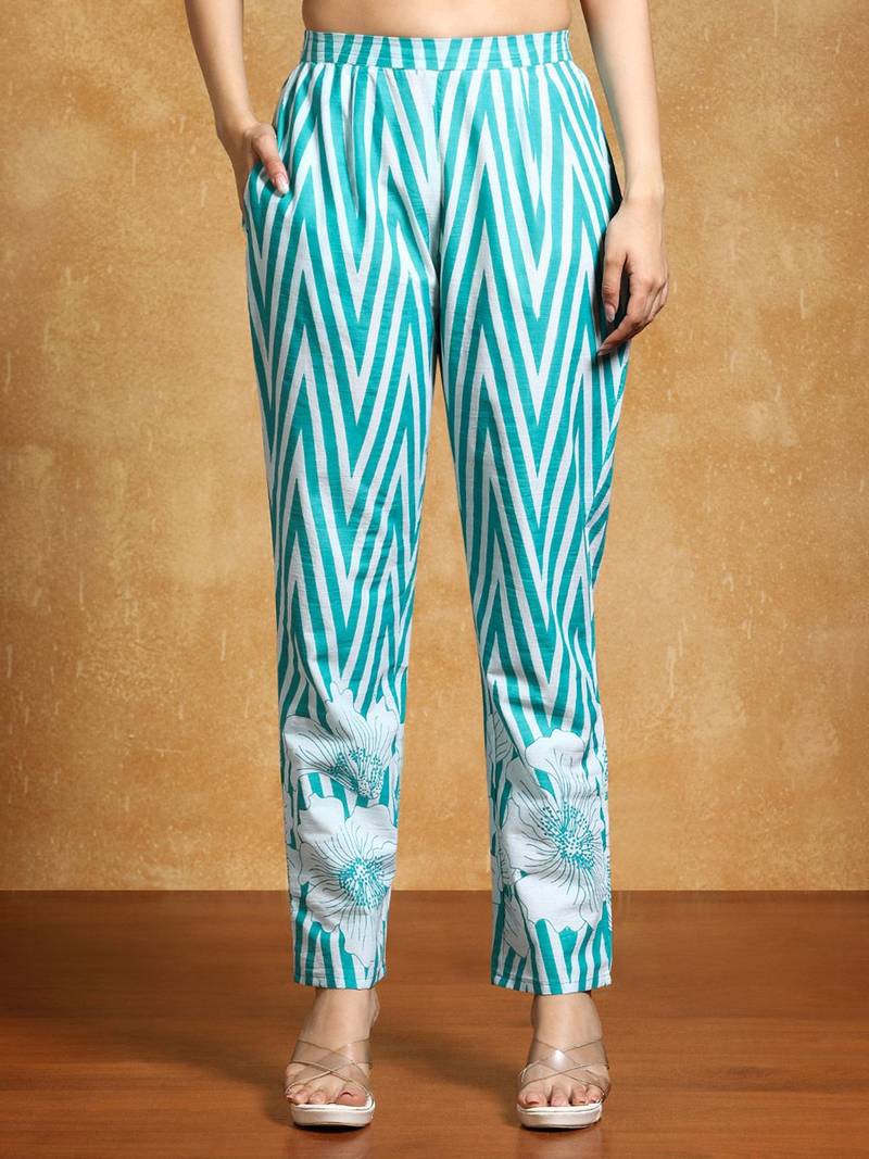 Women Striped Cotton Kurta with Trouser