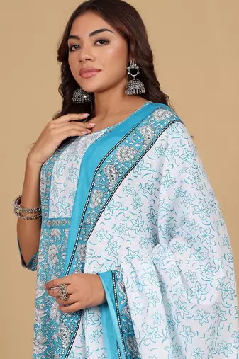 Floral Printed Straight Kurta With Salwar & Dupatta