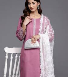 Women Floral Yoke Design Regular Thread Work Kurta with Trousers & With Dupatta