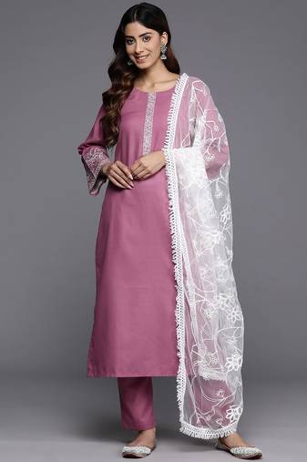 Women Floral Yoke Design Regular Thread Work Kurta with Trousers & With Dupatta