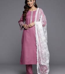 Women Floral Yoke Design Regular Thread Work Kurta with Trousers & With Dupatta