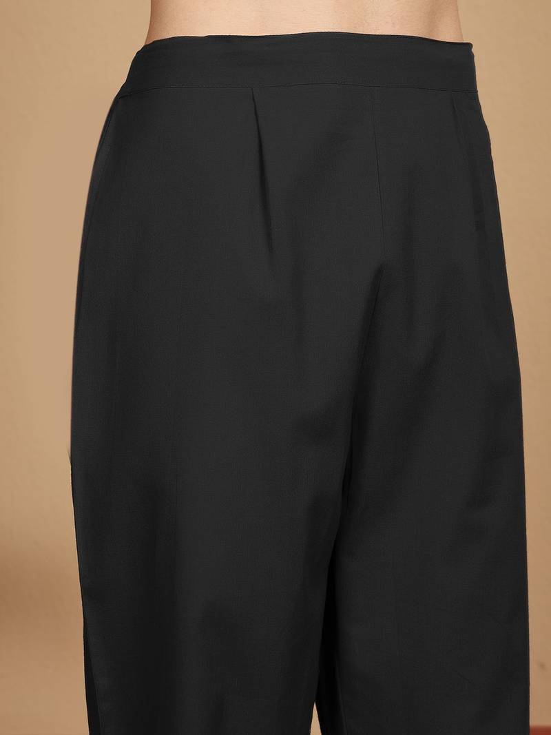 Women Ethnic Motifs Printed Regular Kurta with Trousers
