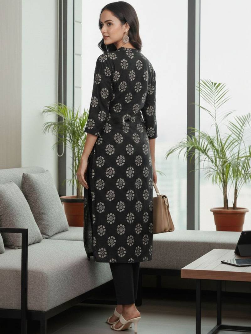 Women Ethnic Motifs Printed Regular Kurta with Trousers