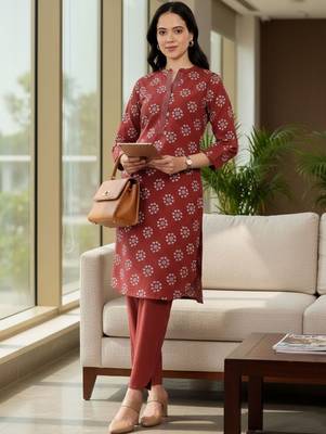 Women Ethnic Motifs Printed Regular Thread Work Kurta with Trousers 1