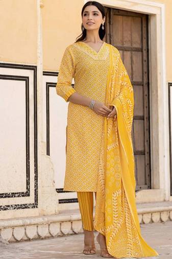Ethnic Motifs Printed Regular Mirror Work Kurta with Trouser & Dupatta