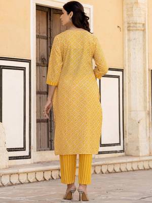 Ethnic Motifs Printed Regular Mirror Work Kurta with Trouser & Dupatta 4