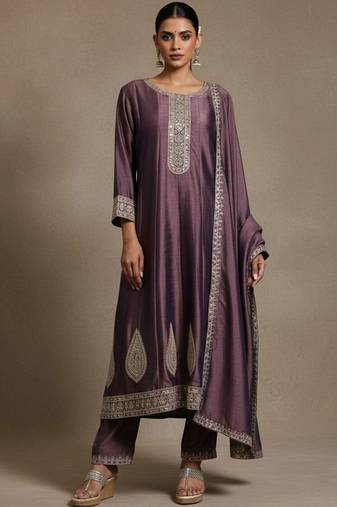 women ethnic motifs embroidered regular thread work kurta with trousers & with dupatta