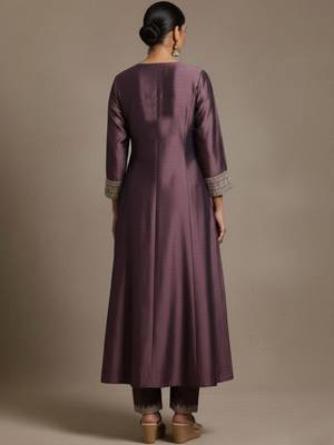 Women Ethnic Motifs Embroidered Regular Thread Work Kurta with Trousers & With Dupatta 4