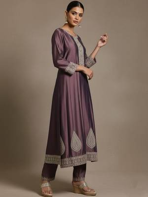 Women Ethnic Motifs Embroidered Regular Thread Work Kurta with Trousers & With Dupatta 6