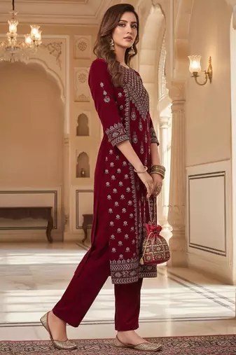 Women Ethnic Motifs Printed Regular Thread Work Velvet Kurta with Trousers