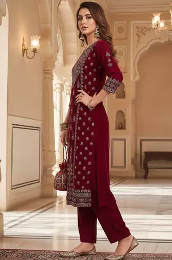 Women Ethnic Motifs Printed Regular Thread Work Velvet Kurta with Trousers