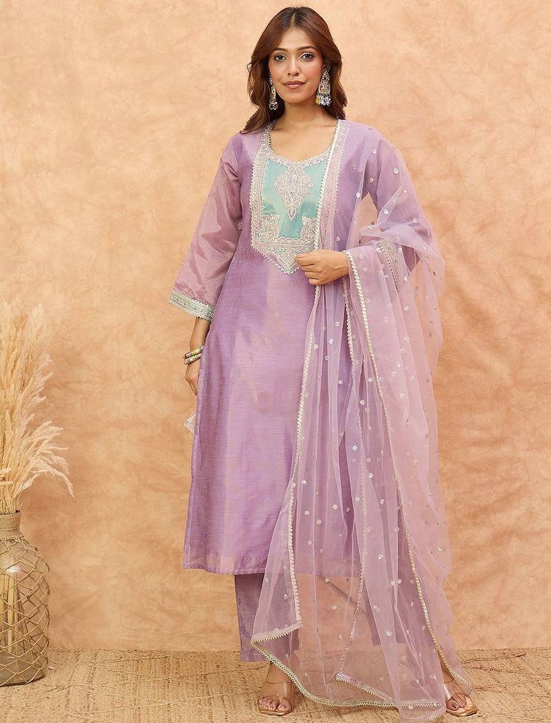 Women Yoke Design Regular Kurta with Trousers & Dupatta