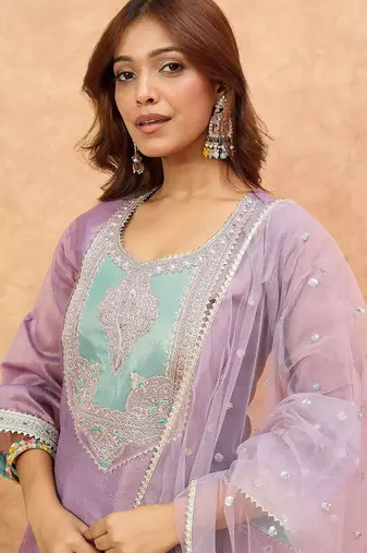 Women Yoke Design Regular Kurta with Trousers & Dupatta