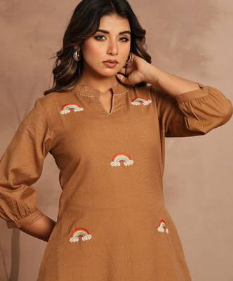 Women Embroidered Regular Thread Work Kurta with Palazzos 7