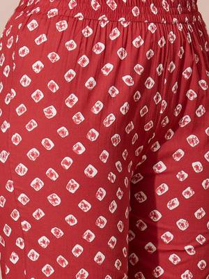 Women Ethnic Motifs Printed Regular Kurta with Trousers 3