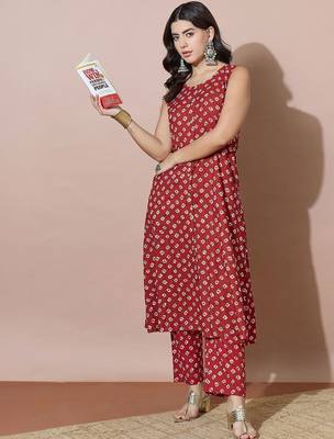 Women Ethnic Motifs Printed Regular Kurta with Trousers 6