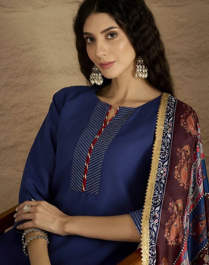 Women Ethnic Motifs Regular Sequinned Kurta with Trousers & Dupatta