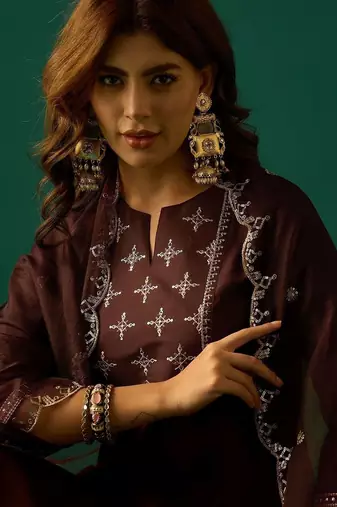 Women Ethnic Motifs Printed Kurta with Trouser & Dupatta