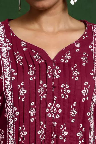 Women Floral Printed Regular Kurta with Trousers & With Dupatta