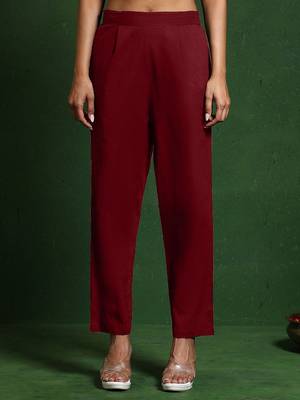 Women Floral Printed Regular Kurta with Trousers & With Dupatta 7