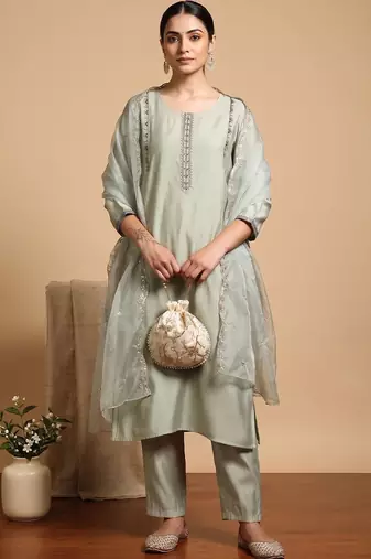 Women Ethnic Motifs Embroidered Regular Thread Work Kurta with Trousers & With Dupatta
