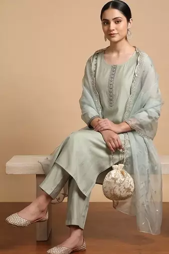 Women Ethnic Motifs Embroidered Regular Thread Work Kurta with Trousers & With Dupatta