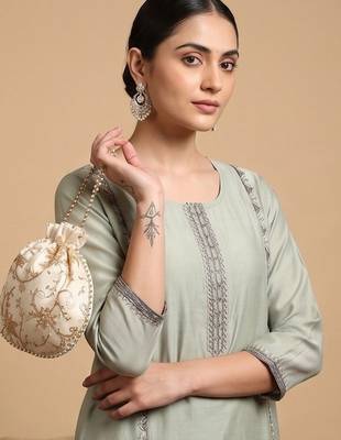 Women Ethnic Motifs Embroidered Regular Thread Work Kurta with Trousers & With Dupatta 7