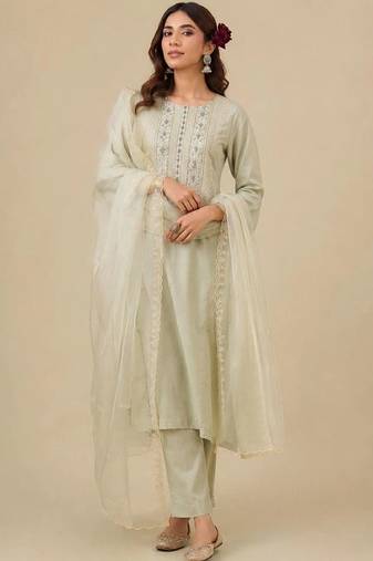 Women Ethnic Motifs Embroidered Regular Thread Work Kurta with Trousers & With Dupatta