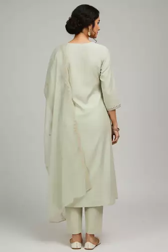Women Ethnic Motifs Embroidered Regular Thread Work Kurta with Trousers & With Dupatta