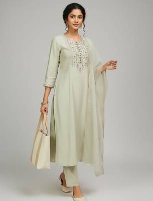 Women Ethnic Motifs Embroidered Regular Thread Work Kurta with Trousers & With Dupatta 6