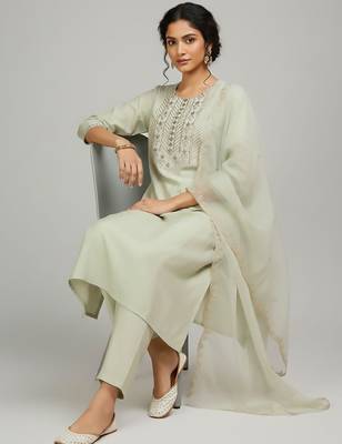 Women Ethnic Motifs Embroidered Regular Thread Work Kurta with Trousers & With Dupatta 7