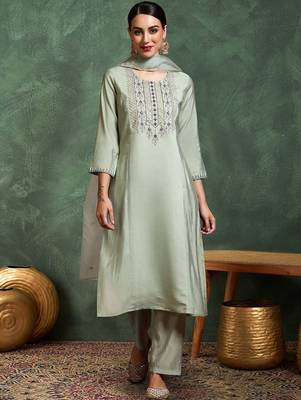Ethnic Motifs Embroidered Round Neck Thread Work Kurta With Trousers & Dupatta 1