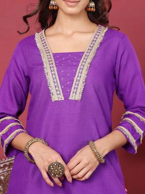 Sequinned Straight Kurta With Trouser & Dupatta 4
