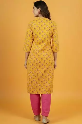 Women Floral Printed Regular Kurta with Trousers