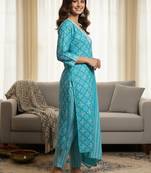 Ethnic Motifs Printed Square Neck Straight Kurta With Trousers & Dupatta