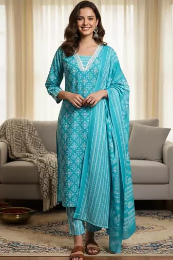 Ethnic Motifs Printed Square Neck Straight Kurta With Trousers & Dupatta