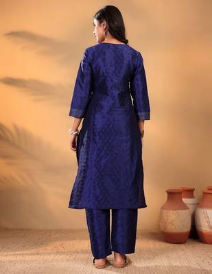 Geomertic Woven Design Notch Neck Straight Kurta With Trouser 3