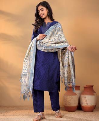 Geomertic Woven Design Notch Neck Straight Kurta With Trouser 4