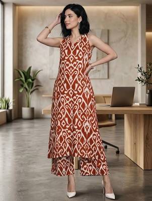 Women Ethnic Motifs Printed Regular Pure Cotton Kurta with Trousers 1