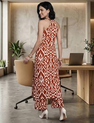 Women Ethnic Motifs Printed Regular Pure Cotton Kurta with Trousers 3