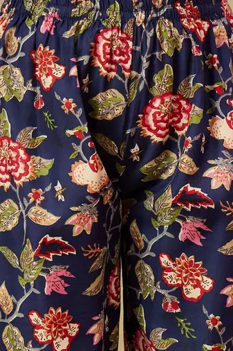 Floral Printed Thread Work Kurta With Trousers & Dupatta