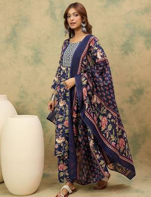 Floral Printed Thread Work Kurta With Trousers & Dupatta 4