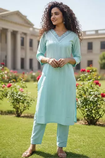 Women Striped Regular Thread Work Kurta with Trousers
