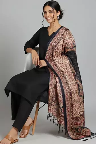 Women Ethnic Motifs Regular Kurta with Trousers & With Dupatta