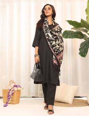 Black V-Neck Three-Quarter Sleeves Straight Kurta With Trousers & Dupatta 7
