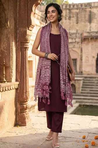 Women Regular Kurta with Trousers & With Dupatta