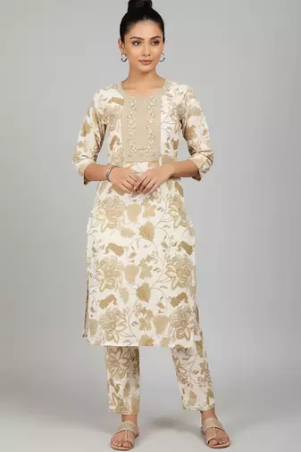 Women Floral Printed Regular Thread Work Kurta with Trousers