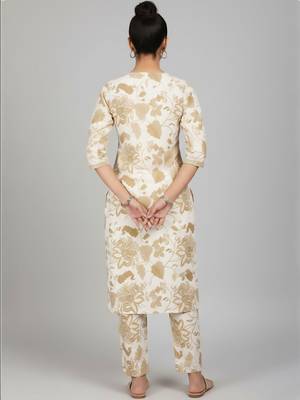 Women Floral Printed Regular Thread Work Kurta with Trousers 5