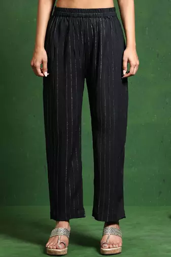 Halter Neck Striped Straight Kurta With Trouser