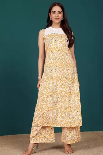 Women Floral Printed Kurta with Palazzo